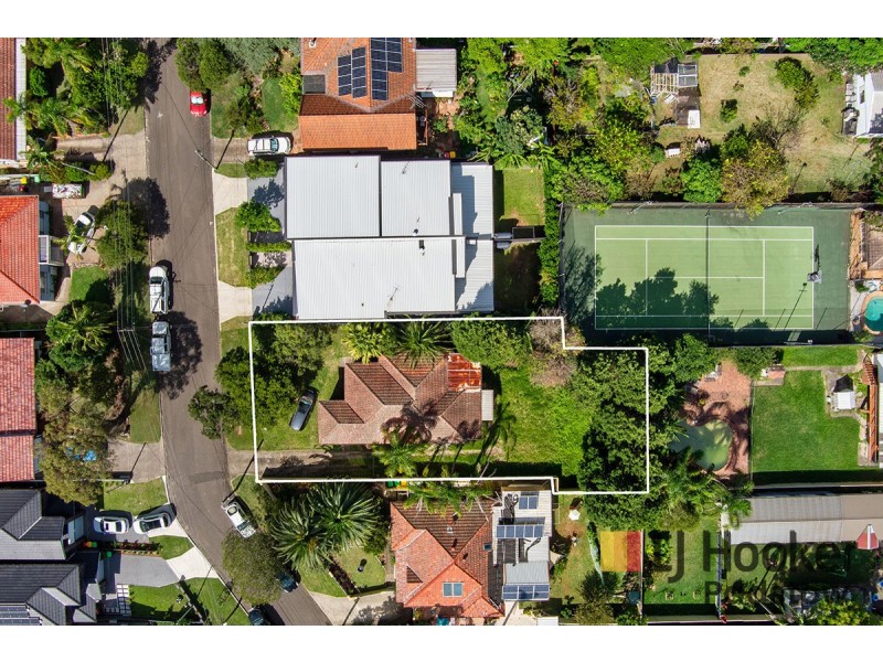 9 Lorraine Avenue, Padstow Heights NSW 2211