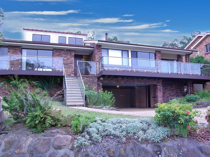 73 Sylvan Ridge Street, Illawong NSW 2234