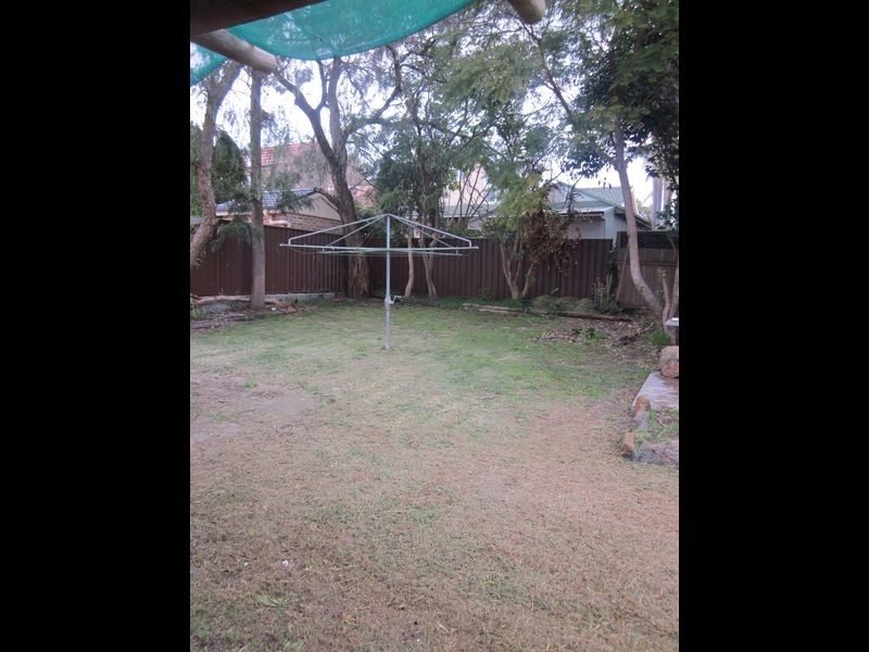 18 Taloma Street, Picnic Point NSW 2213