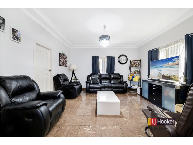 35 Queen Street, Revesby NSW 2212