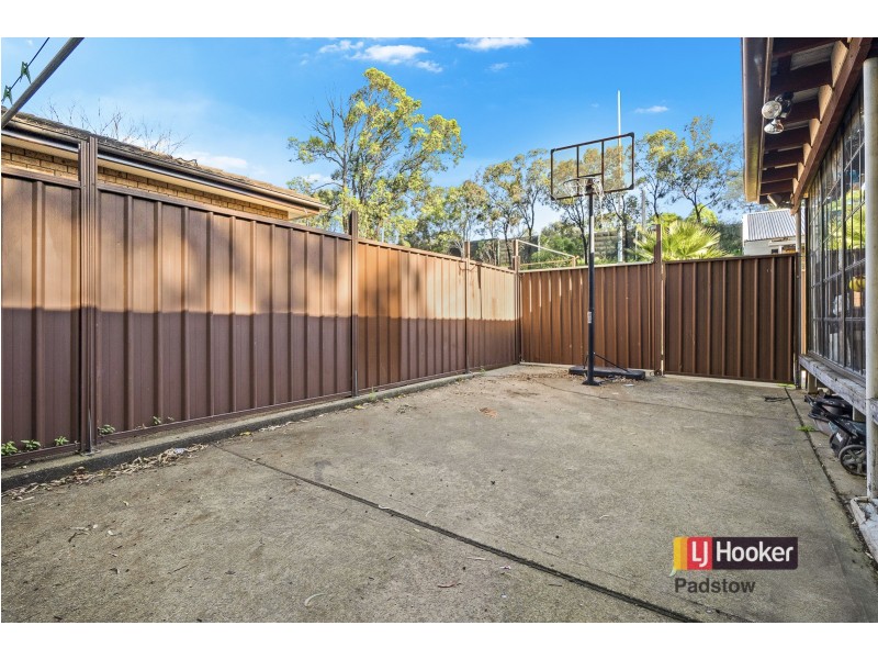 35 Queen Street, Revesby NSW 2212