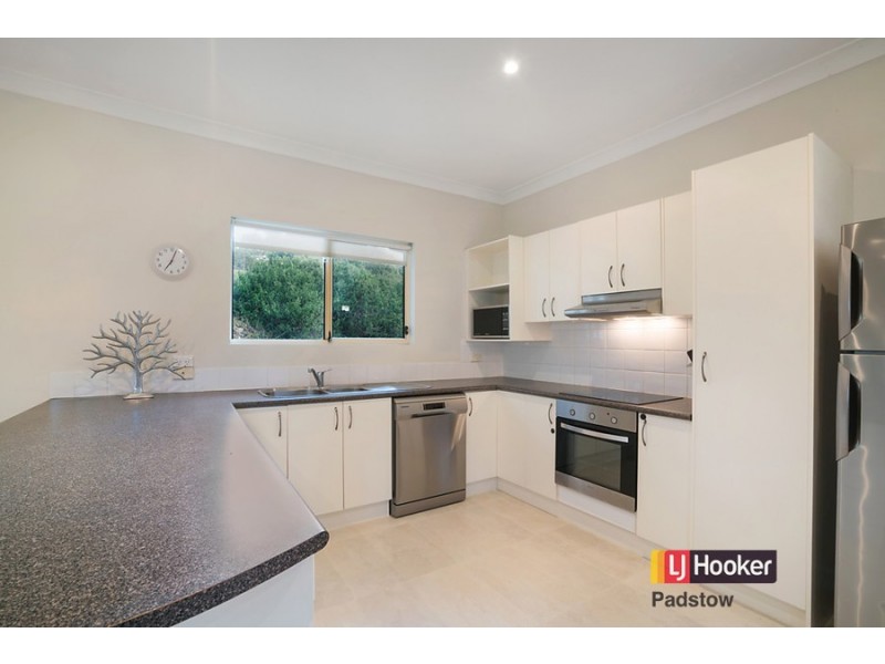 1/5 Needlewood Grove, Padstow Heights NSW 2211