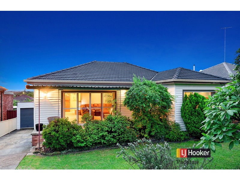 40 Picnic Point Road, Panania NSW 2213