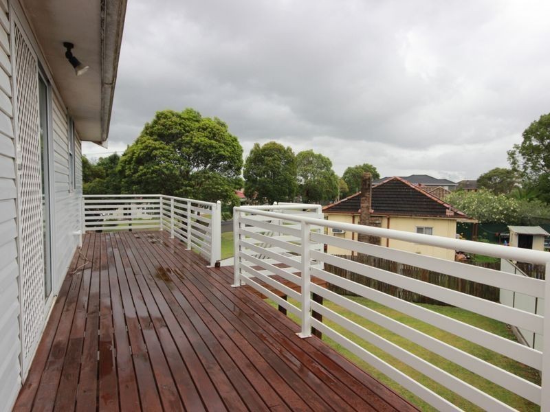 11 Mckevitte Avenue, East Hills NSW 2213