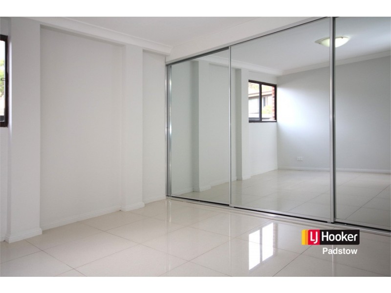 1/57 Townsend Street, Condell Park NSW 2200