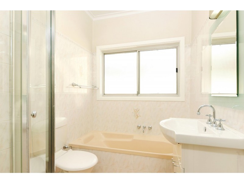 24 Rivenoak Avenue, Padstow NSW 2211