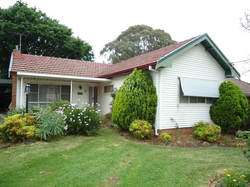 139 Howard Road, Padstow NSW 2211
