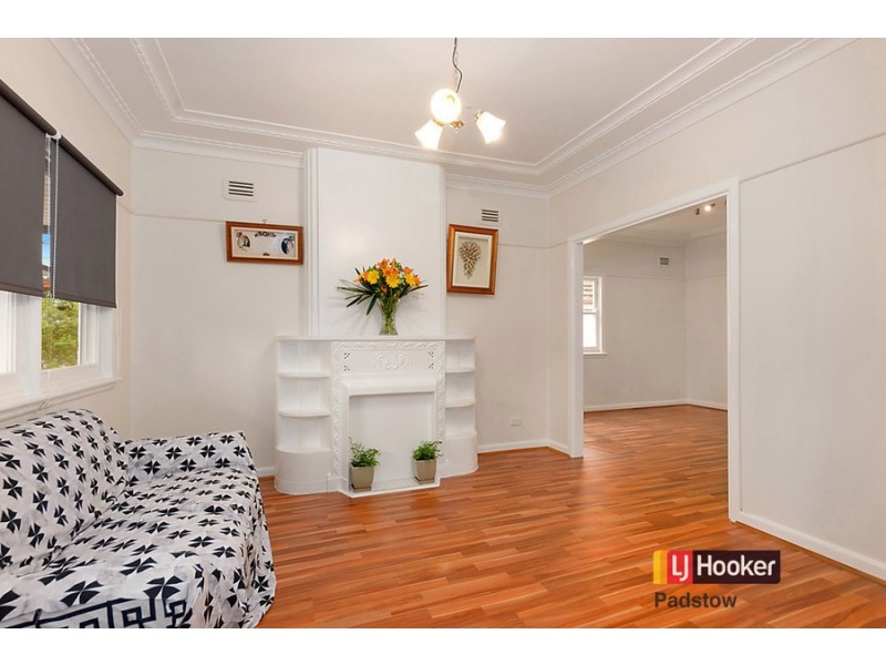 15 Chamberlain Road, Padstow NSW 2211