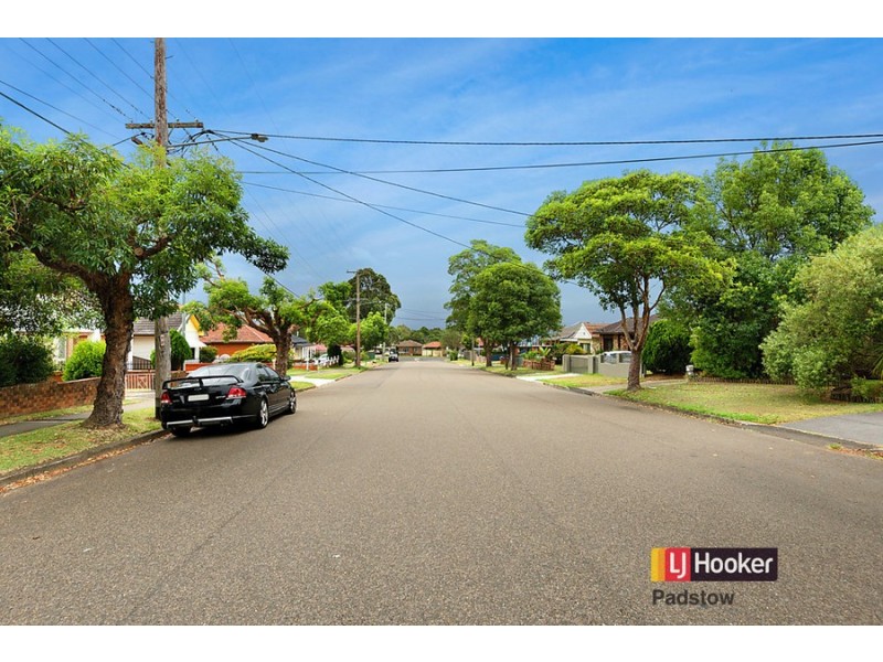 15 Chamberlain Road, Padstow NSW 2211