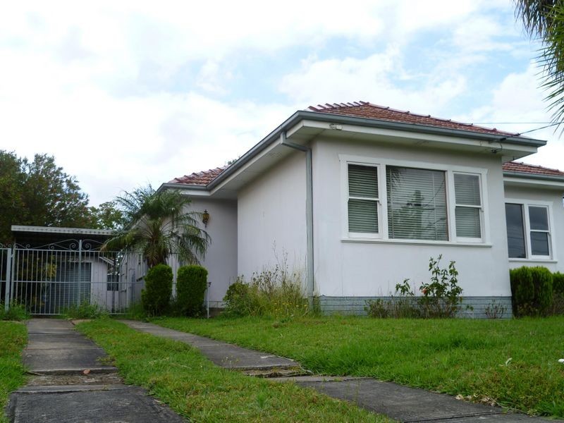 35 Tracey Street, Revesby NSW 2212