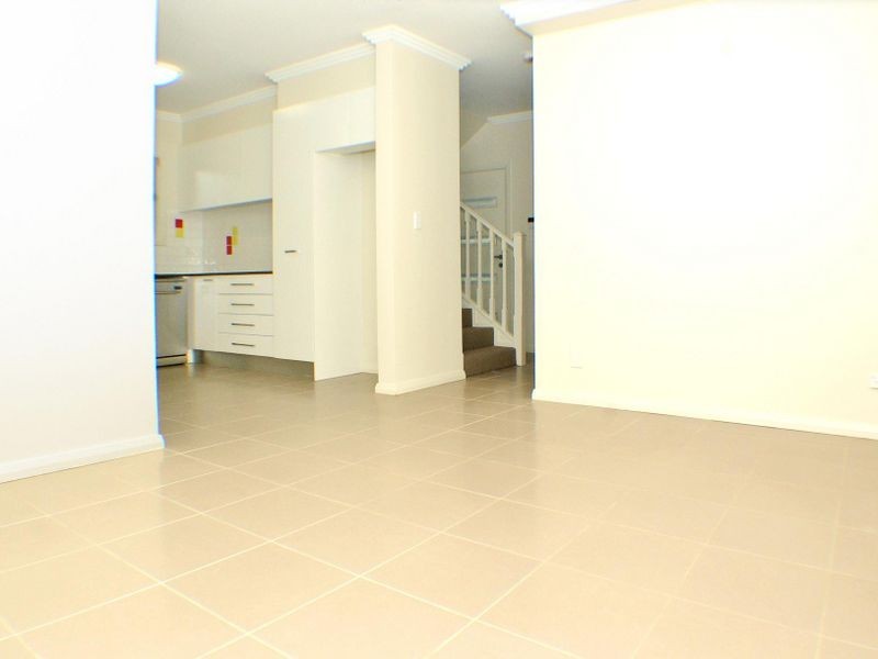 3/29-31 Gosling Street, Greenacre NSW 2190