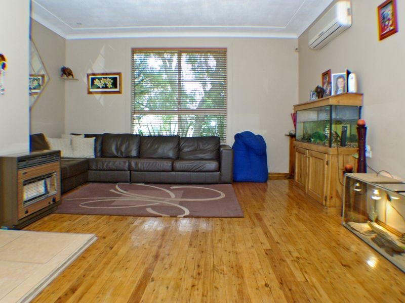 29 Benfield Parade, Panania NSW 2213