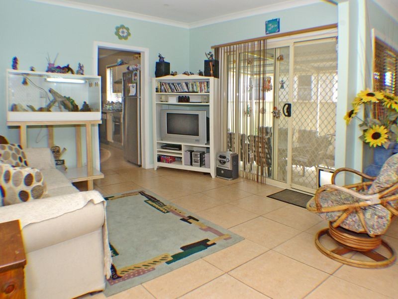 29 Benfield Parade, Panania NSW 2213