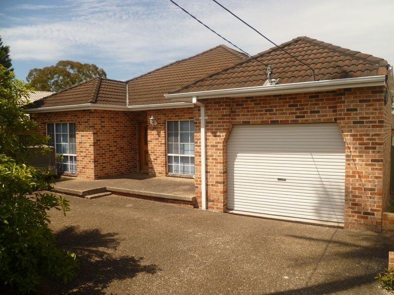 11 Alamein Rd, Revesby Heights NSW 2212