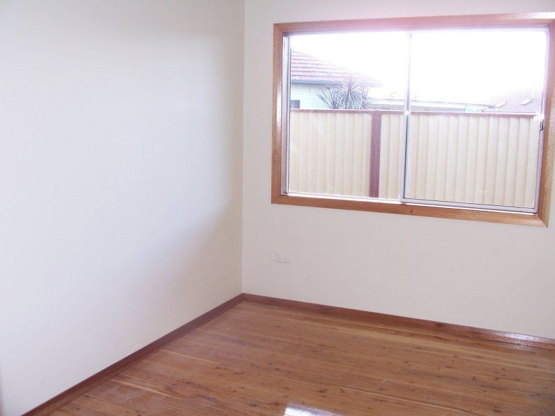 4a Dunbier Avenue, Lurnea NSW 2170