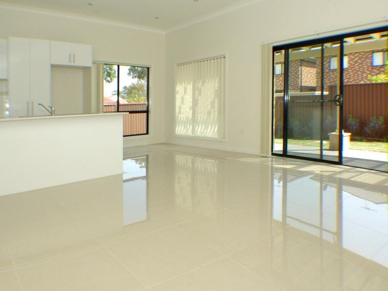 7 Lachlan Street, Revesby NSW 2212