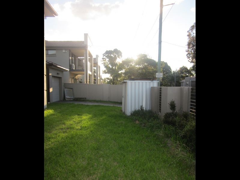 33 Greenway Parade, Revesby NSW 2212