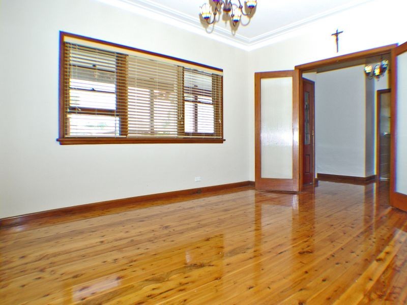 22 Rivenoak Avenue, Padstow NSW 2211