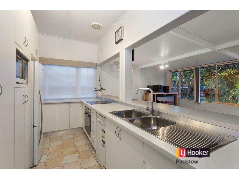 77 Sphinx Avenue, Revesby NSW 2212