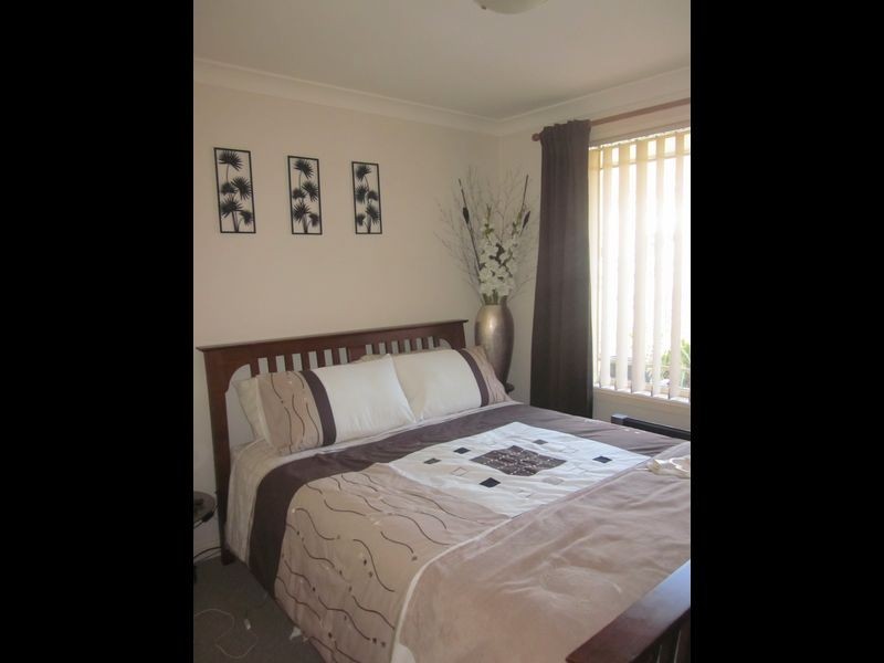 2/91 Picnic Point Rd, Panania NSW 2213