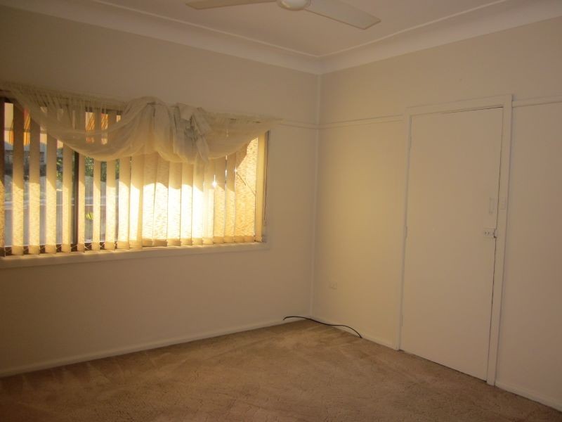 127 Davies Rd, Padstow NSW 2211