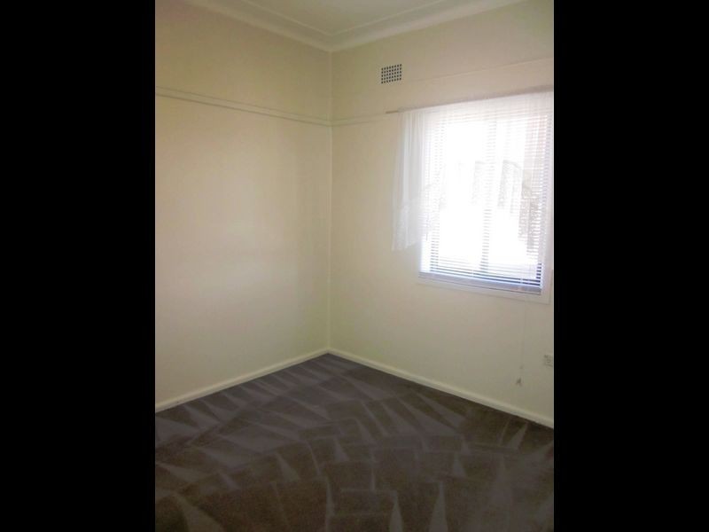 127 Davies Rd, Padstow NSW 2211