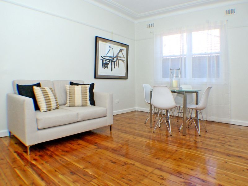 22 Raine Road, Revesby NSW 2212