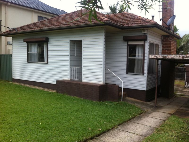 17 School Parade, Padstow NSW 2211