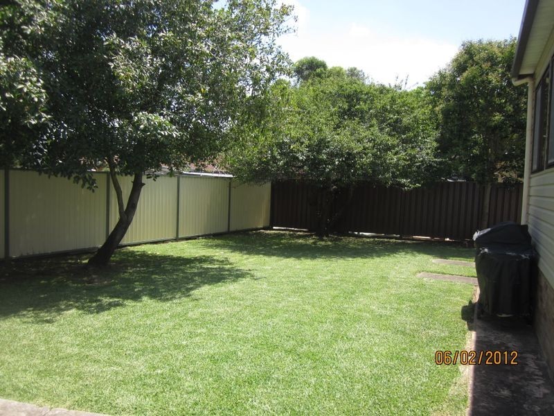 4 Hazelglen Avenue, Panania NSW 2213