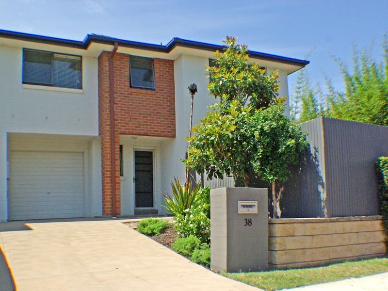 38 Wenton Road, Holsworthy NSW 2173