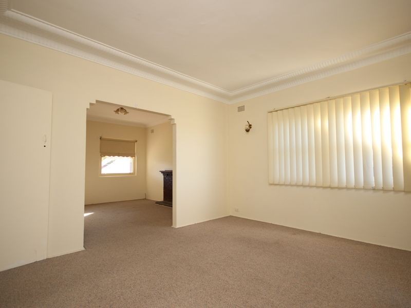 198 The River Road, Revesby NSW 2212