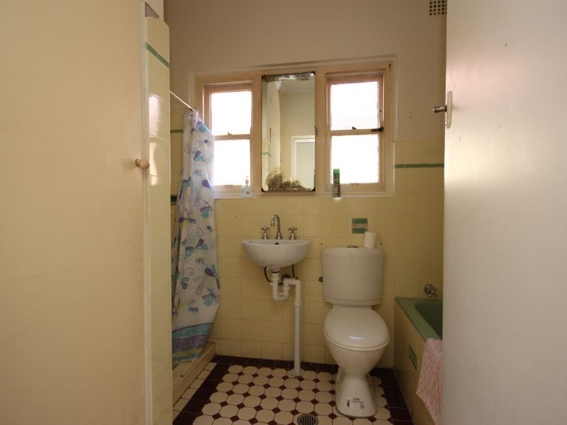 198 The River Road, Revesby NSW 2212