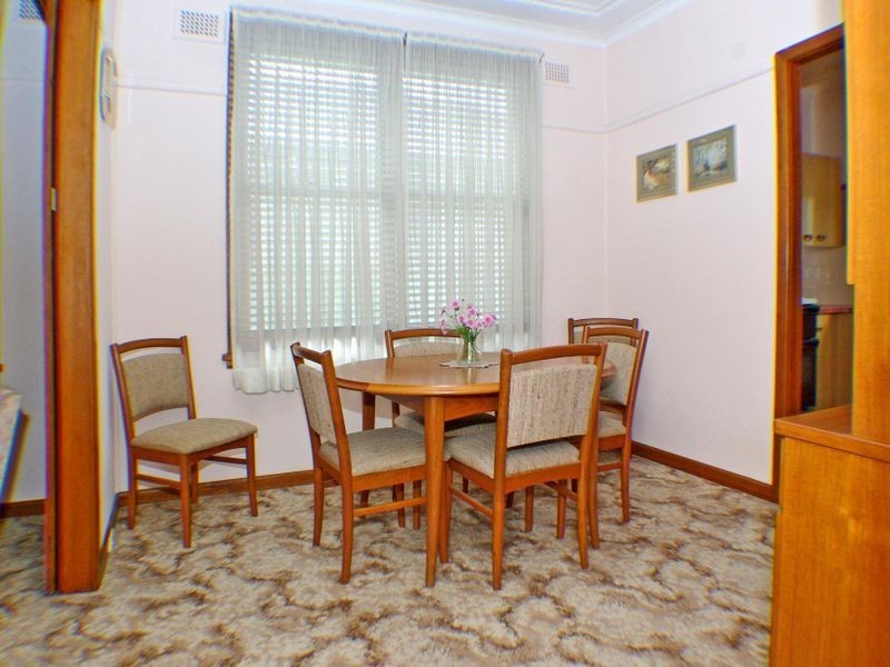 11 Lang Street, Padstow NSW 2211