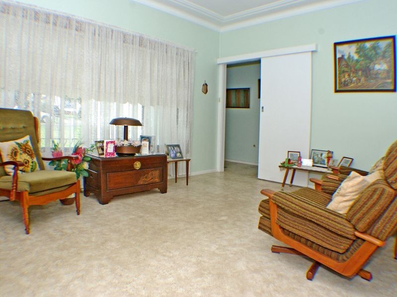 4 Ellesmere Street, Panania NSW 2213