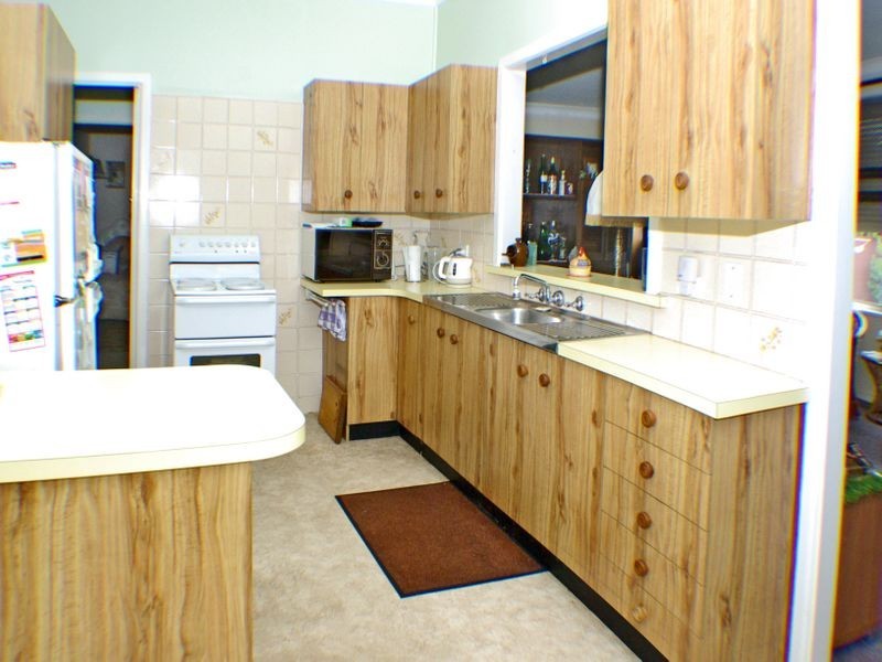 4 Ellesmere Street, Panania NSW 2213