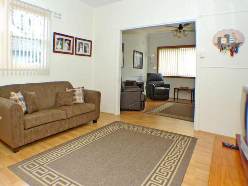 90 Lang Street, Padstow NSW 2211