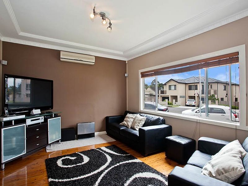 66 Baumans Road, Peakhurst NSW 2210