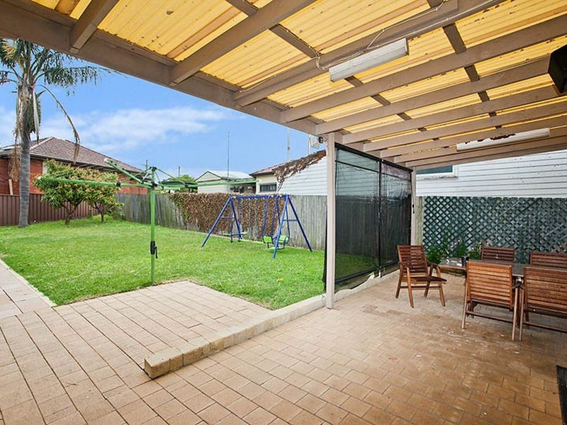 66 Baumans Road, Peakhurst NSW 2210
