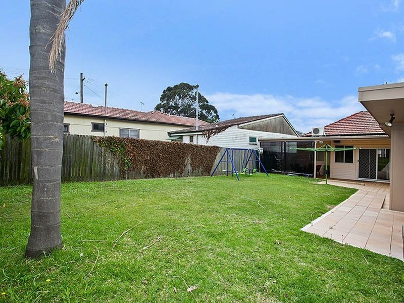 66 Baumans Road, Peakhurst NSW 2210