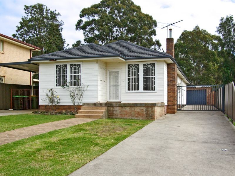 34 Wollongbar Avenue, Panania NSW 2213