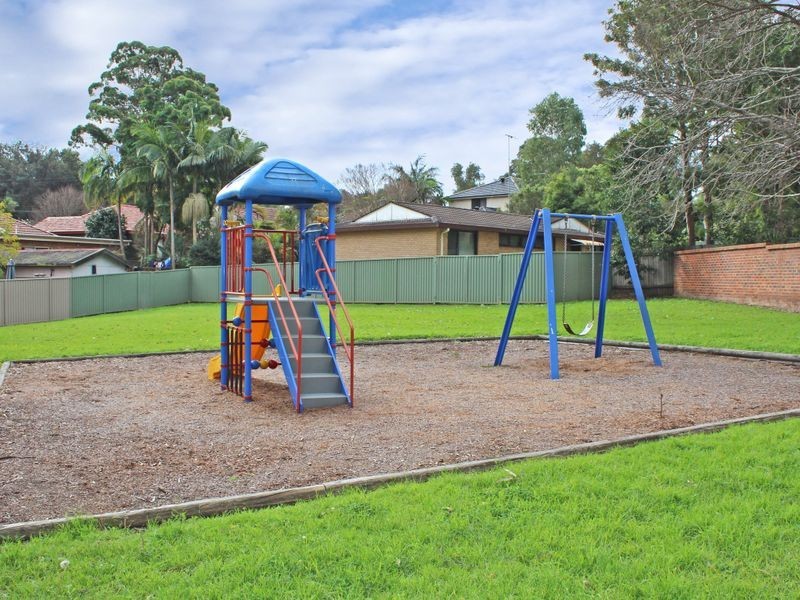 10 Sunlea Avenue, Mortdale NSW 2223