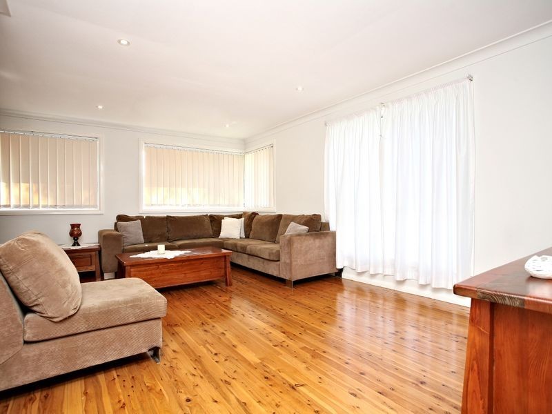 25 Nambucca Place, Padstow Heights NSW 2211