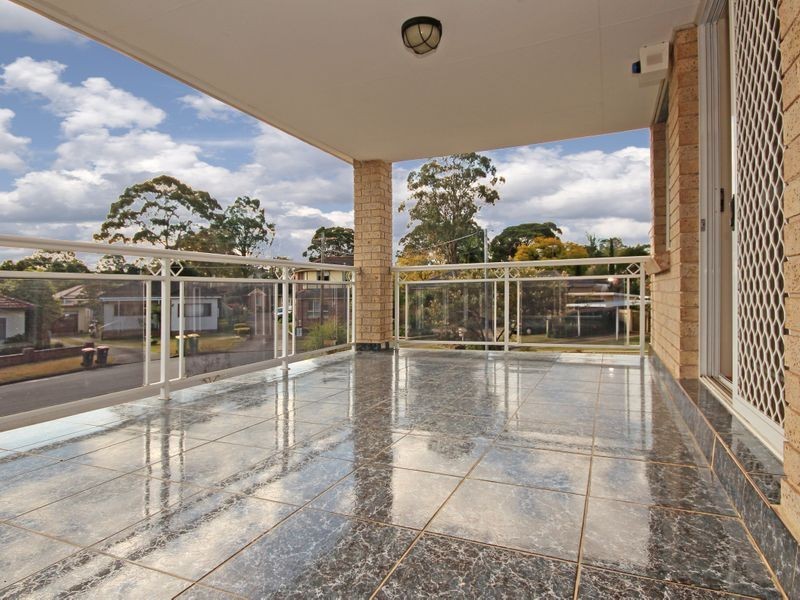 8 Treatt Avenue, Padstow NSW 2211