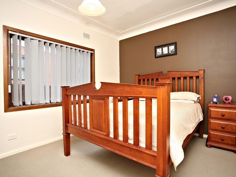 11 Dravet Street, Padstow NSW 2211