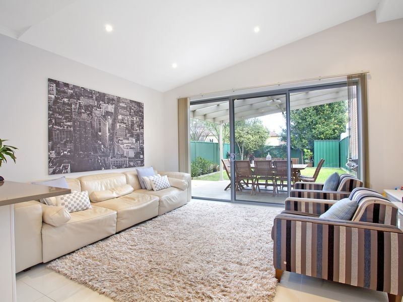 9 Burtenshaw Street, Panania NSW 2213