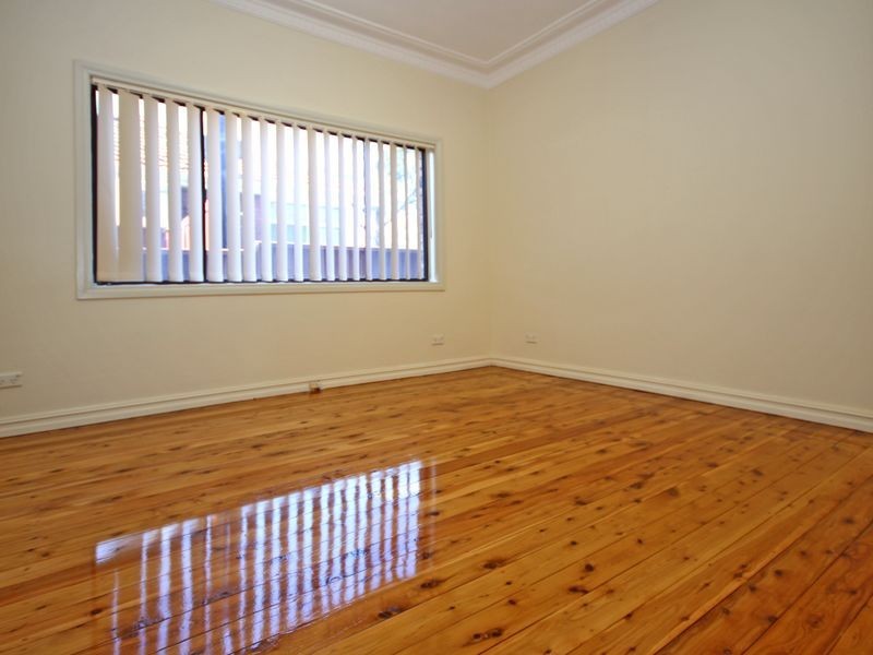 18 Sherwood Street, Revesby NSW 2212