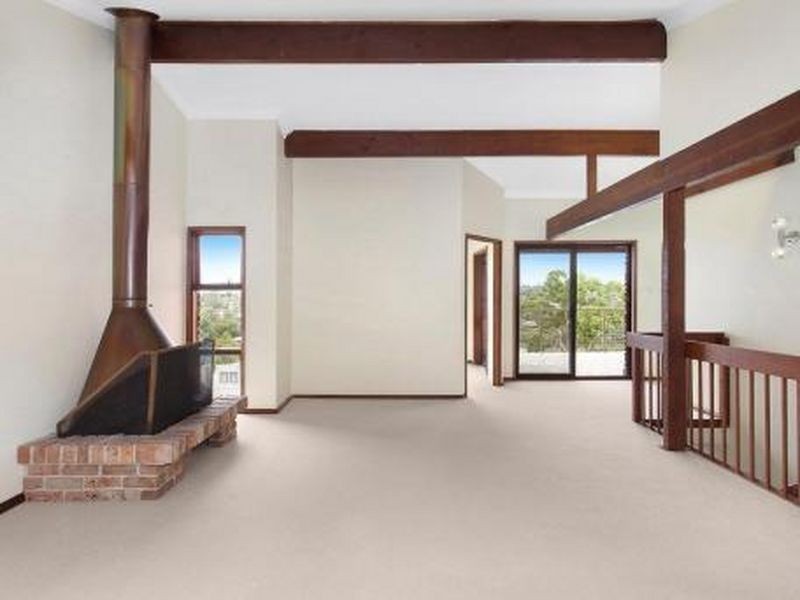 6 Tea Tree Place, Lugarno NSW 2210