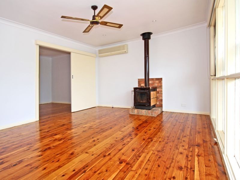 15 Toby Crescent, Panania NSW 2213