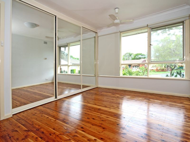 15 Toby Crescent, Panania NSW 2213