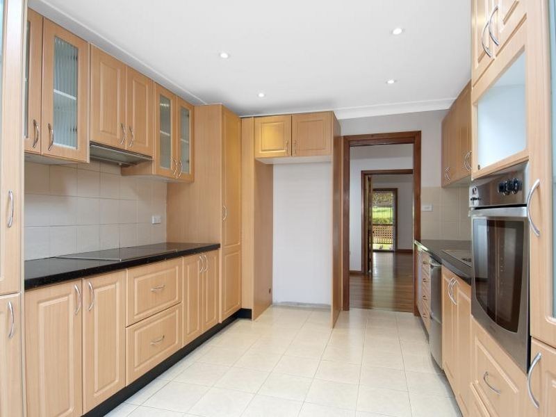 17 Singleton Street, East Hills NSW 2213